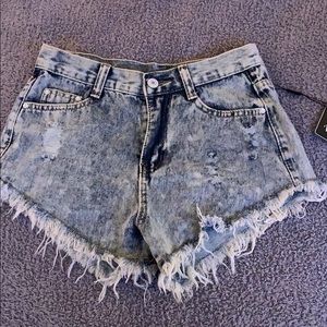 Awful demon washed Jean shorts